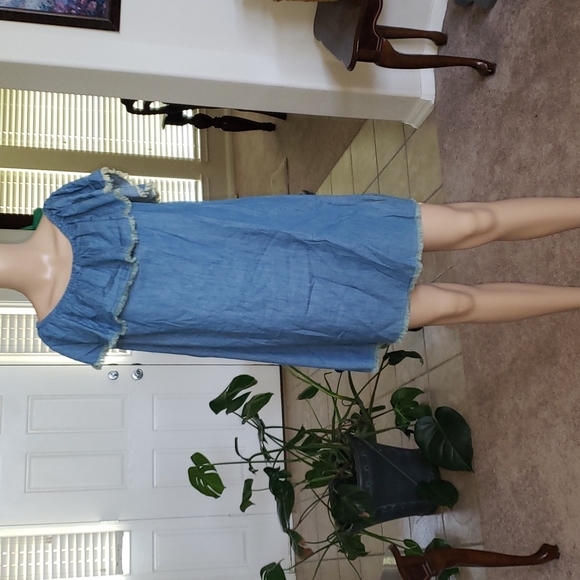 Mossimo m country chic super soft denim ruffle flounce neckline eyelash hems - Picture 2 of 9